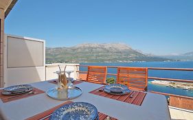 South Island Apartments